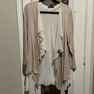 Kim and Cami cardigan made of t-shirt cotton and lined in organza. Size 1X